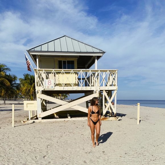 Meet your Posher, Clara - Picture 3 of 8